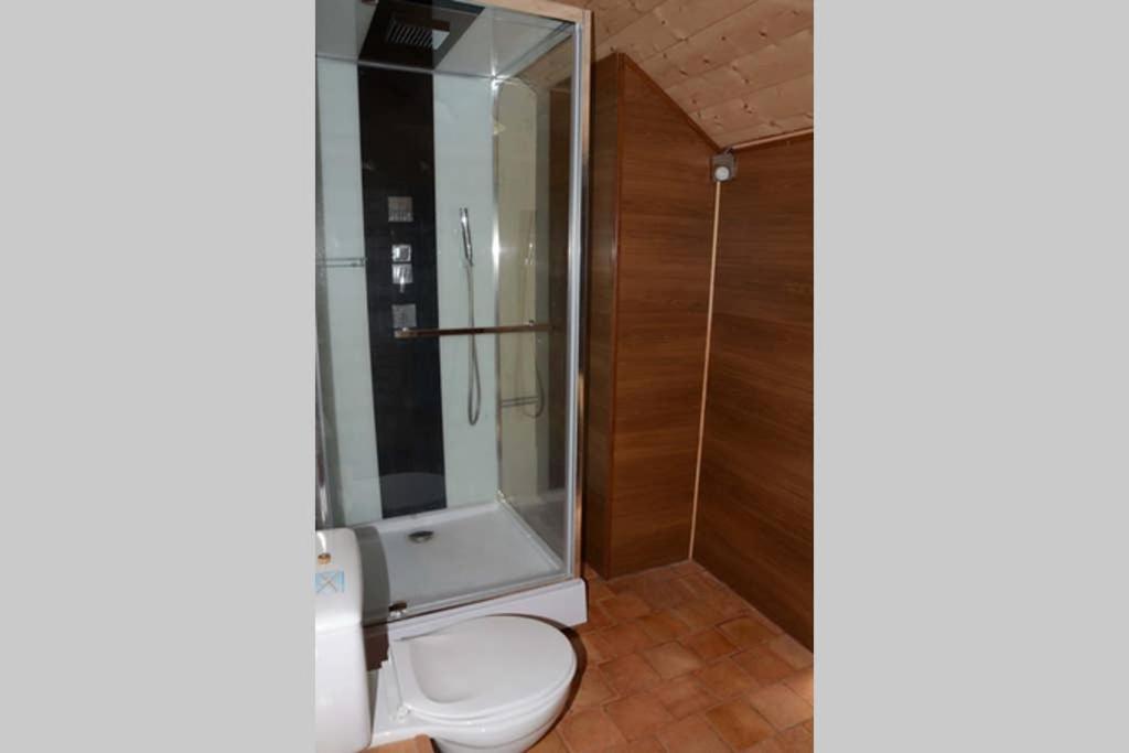 Gite 3 Personnes, Possibilite Table D'Hotes Le Soir Treduder Exterior foto